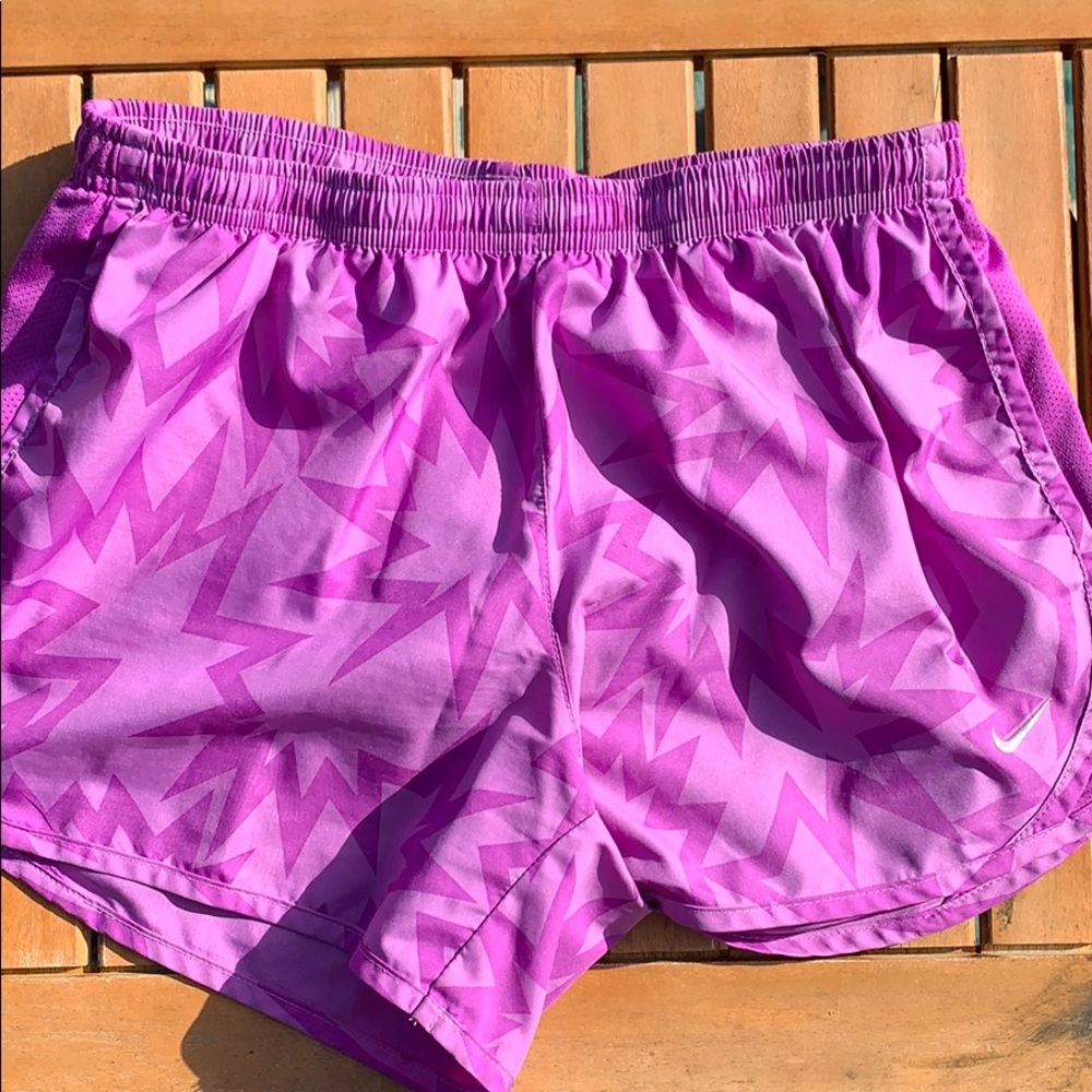 EUC Nike running shorts